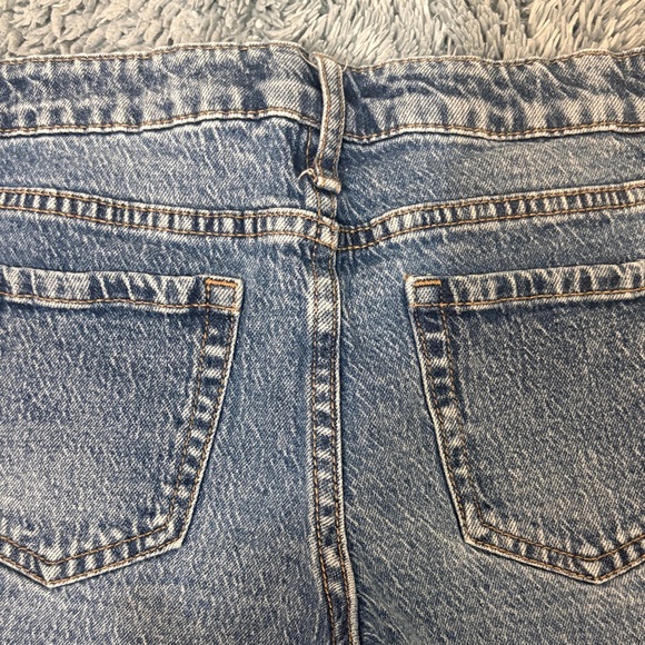 Art Class Distressed Blue Jean Shorts - Picture 3 of 4